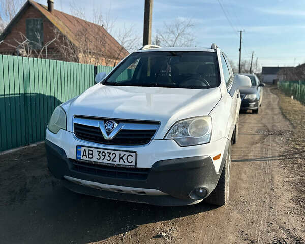Білий Шевроле Каптіва, об'ємом двигуна 2.41 л та пробігом 136 тис. км за 10500 $, фото 1 на Automoto.ua
