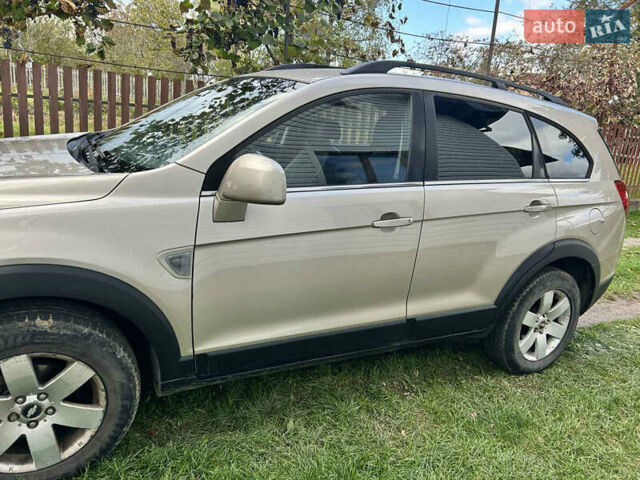 Шевроле Каптива 2007 в Богородчанах на Automoto.ua Бежевый Шевроле Каптива, объемом двигателя 2.41 л и пробегом 247 тыс. км за 7300 $, фото 1 на Automoto.ua