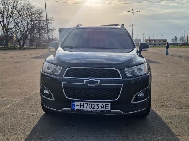 Черный Шевроле Каптива, объемом двигателя 2.2 л и пробегом 175 тыс. км за 14200 $, фото 1 на Automoto.ua