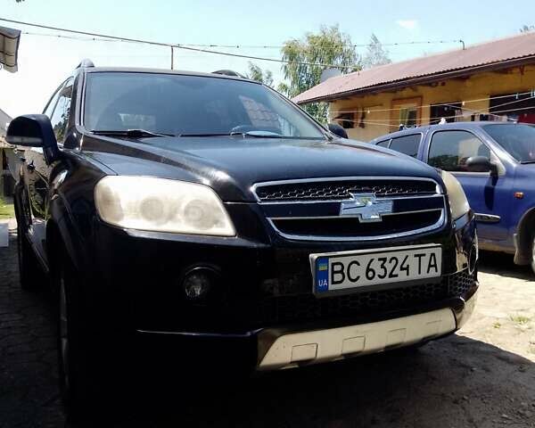 Черный Шевроле Каптива, объемом двигателя 1.99 л и пробегом 206 тыс. км за 7500 $, фото 1 на Automoto.ua