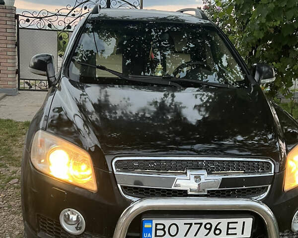 Черный Шевроле Каптива, объемом двигателя 2 л и пробегом 239 тыс. км за 7800 $, фото 1 на Automoto.ua