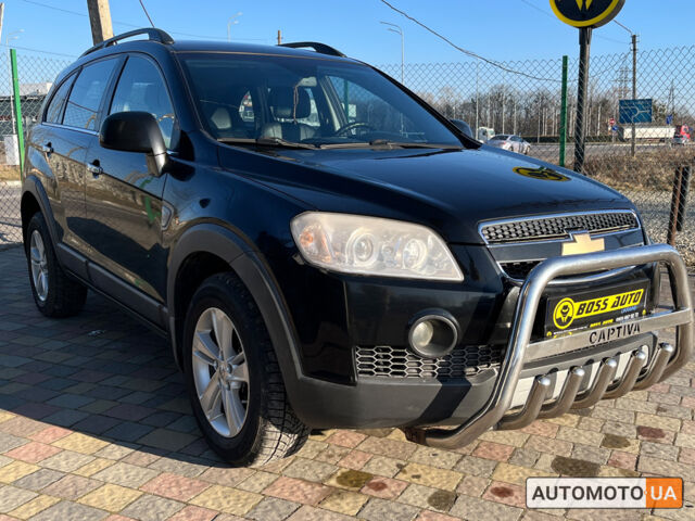 Черный Шевроле Каптива, объемом двигателя 2.4 л и пробегом 267 тыс. км за 8800 $, фото 1 на Automoto.ua