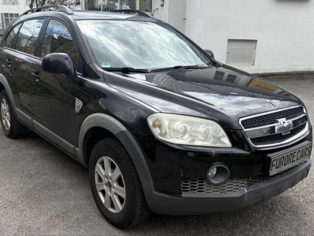 Черный Шевроле Каптива, объемом двигателя 2 л и пробегом 265 тыс. км за 4450 $, фото 1 на Automoto.ua