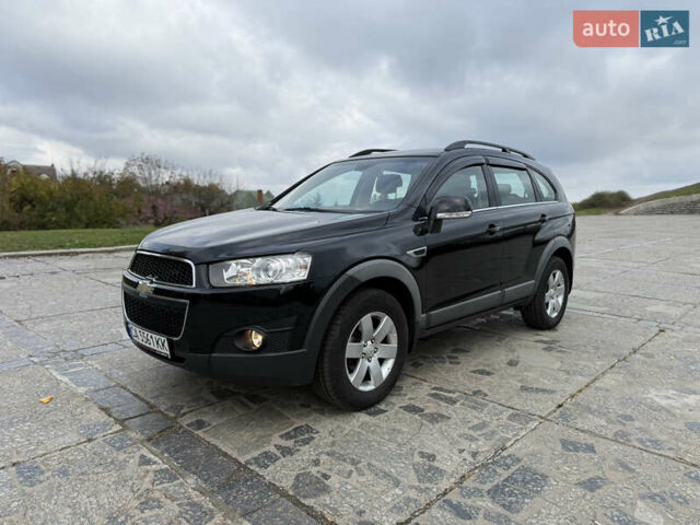 Черный Шевроле Каптива, объемом двигателя 2.2 л и пробегом 172 тыс. км за 10500 $, фото 1 на Automoto.ua