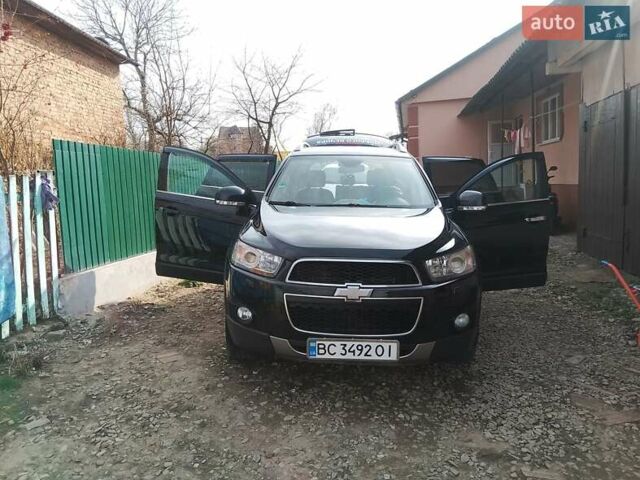 Черный Шевроле Каптива, объемом двигателя 2.23 л и пробегом 238 тыс. км за 11000 $, фото 1 на Automoto.ua