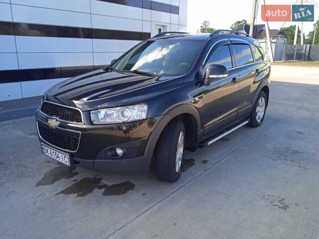 Черный Шевроле Каптива, объемом двигателя 2.23 л и пробегом 245 тыс. км за 11800 $, фото 1 на Automoto.ua