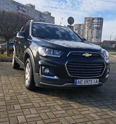 Черный Шевроле Каптива, объемом двигателя 2.23 л и пробегом 98 тыс. км за 16000 $, фото 1 на Automoto.ua