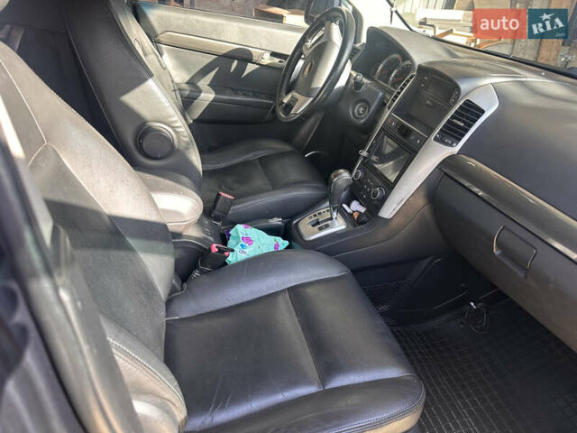 Шевроле Каптива, объемом двигателя 2 л и пробегом 280 тыс. км за 8500 $, фото 1 на Automoto.ua