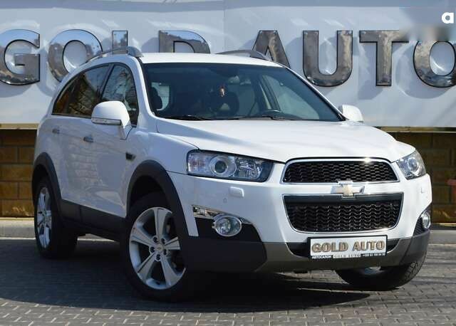 Шевроле Каптива, объемом двигателя 2.2 л и пробегом 222 тыс. км за 10900 $, фото 1 на Automoto.ua