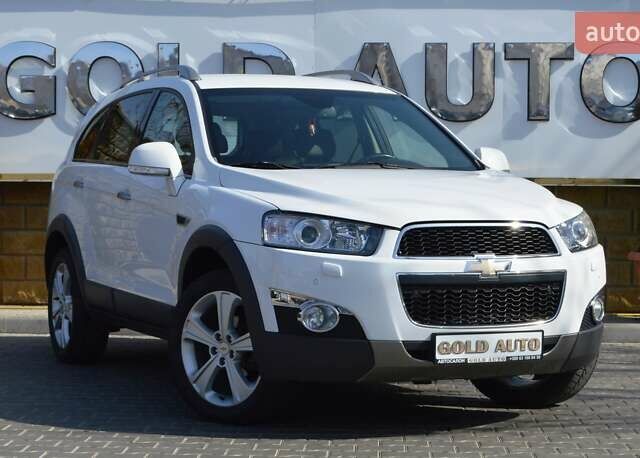 Шевроле Каптива, объемом двигателя 2.2 л и пробегом 222 тыс. км за 11700 $, фото 1 на Automoto.ua