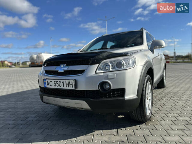 Сірий Шевроле Каптіва, об'ємом двигуна 2 л та пробігом 266 тис. км за 8500 $, фото 1 на Automoto.ua