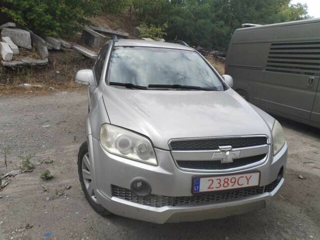 Сірий Шевроле Каптіва, об'ємом двигуна 2 л та пробігом 224 тис. км за 4300 $, фото 1 на Automoto.ua