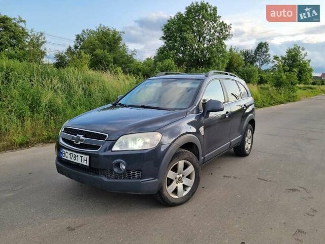 Серый Шевроле Каптива, объемом двигателя 1.99 л и пробегом 316 тыс. км за 7350 $, фото 1 на Automoto.ua