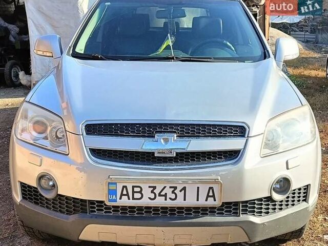 Сірий Шевроле Каптіва, об'ємом двигуна 2.4 л та пробігом 276 тис. км за 7300 $, фото 1 на Automoto.ua