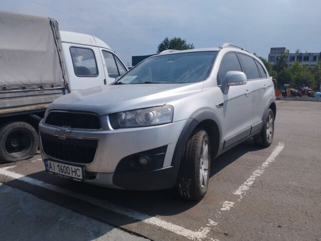 Серый Шевроле Каптива, объемом двигателя 2.4 л и пробегом 401 тыс. км за 6267 $, фото 1 на Automoto.ua