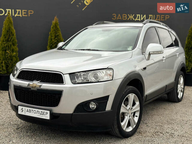 Серый Шевроле Каптива, объемом двигателя 2.2 л и пробегом 150 тыс. км за 11500 $, фото 1 на Automoto.ua