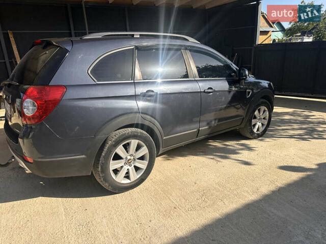 Синій Шевроле Каптіва, об'ємом двигуна 1.99 л та пробігом 280 тис. км за 9000 $, фото 1 на Automoto.ua