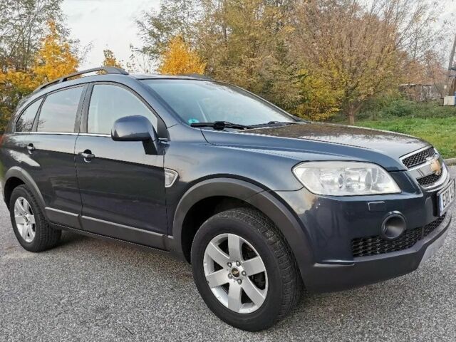 Синий Шевроле Каптива, объемом двигателя 2.4 л и пробегом 227 тыс. км за 5350 $, фото 1 на Automoto.ua