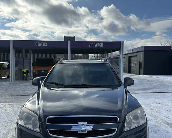 Синий Шевроле Каптива, объемом двигателя 2.41 л и пробегом 376 тыс. км за 7500 $, фото 1 на Automoto.ua