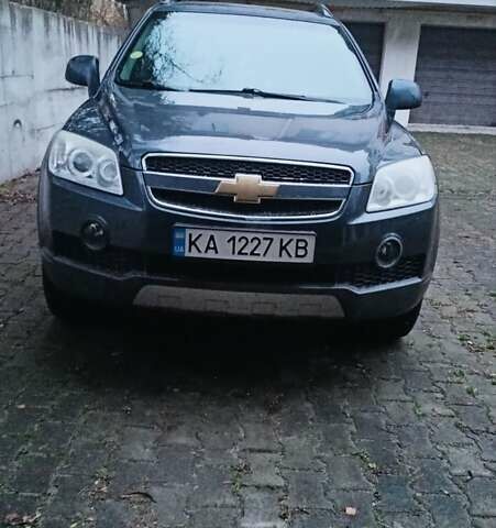 Синій Шевроле Каптіва, об'ємом двигуна 2 л та пробігом 190 тис. км за 10000 $, фото 1 на Automoto.ua