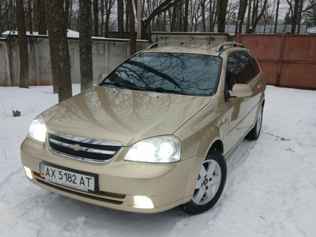 Бежевий Шевроле Чєвєттє, об'ємом двигуна 1.8 л та пробігом 325 тис. км за 4300 $, фото 1 на Automoto.ua