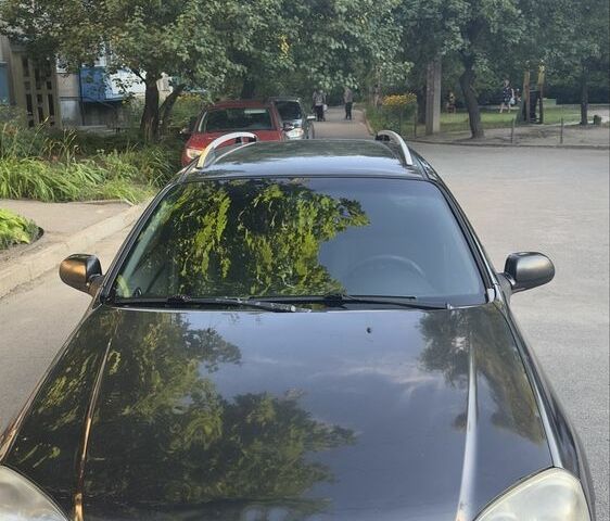 Чорний Шевроле Чєвєттє, об'ємом двигуна 1.8 л та пробігом 500 тис. км за 3200 $, фото 1 на Automoto.ua