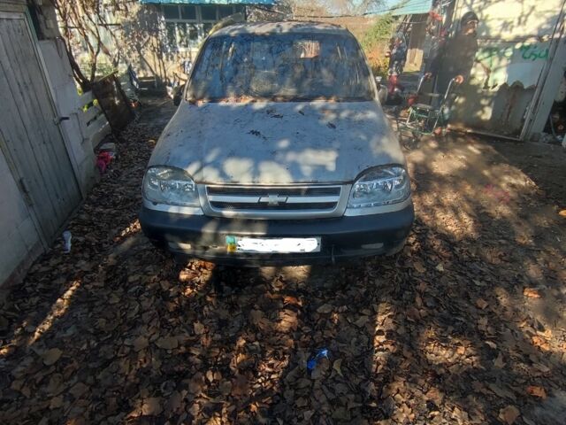 Сірий Шевроле Чєвєттє, об'ємом двигуна 0 л та пробігом 999 тис. км за 800 $, фото 1 на Automoto.ua