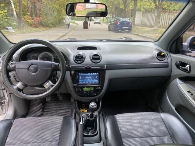 Сірий Шевроле Чєвєттє, об'ємом двигуна 1.6 л та пробігом 260 тис. км за 5100 $, фото 1 на Automoto.ua