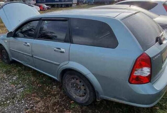 Зелений Шевроле Чєвєттє, об'ємом двигуна 1.8 л та пробігом 140 тис. км за 3200 $, фото 1 на Automoto.ua