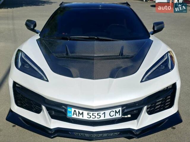 Шевроле Корвет 2022 у Києві на Automoto.ua Білий Шевроле Корвет, об'ємом двигуна 6.2 л та пробігом 17 тис. км за 120000 $, фото 1 на Automoto.ua