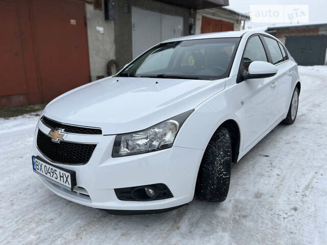 Білий Шевроле Круз, об'ємом двигуна 1.8 л та пробігом 216 тис. км за 7100 $, фото 1 на Automoto.ua