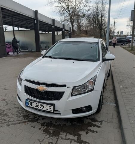Білий Шевроле Круз, об'ємом двигуна 2 л та пробігом 183 тис. км за 7500 $, фото 1 на Automoto.ua