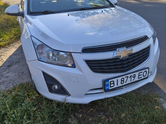 Белый Шевроле Круз, объемом двигателя 1.69 л и пробегом 195 тыс. км за 7000 $, фото 1 на Automoto.ua