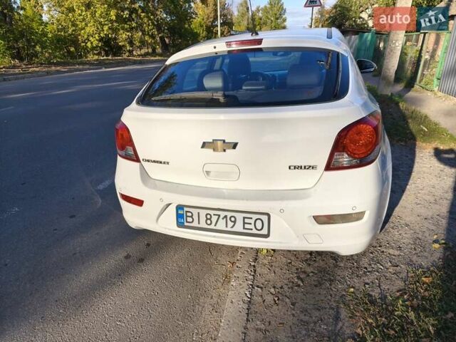 Белый Шевроле Круз, объемом двигателя 1.69 л и пробегом 195 тыс. км за 8100 $, фото 1 на Automoto.ua