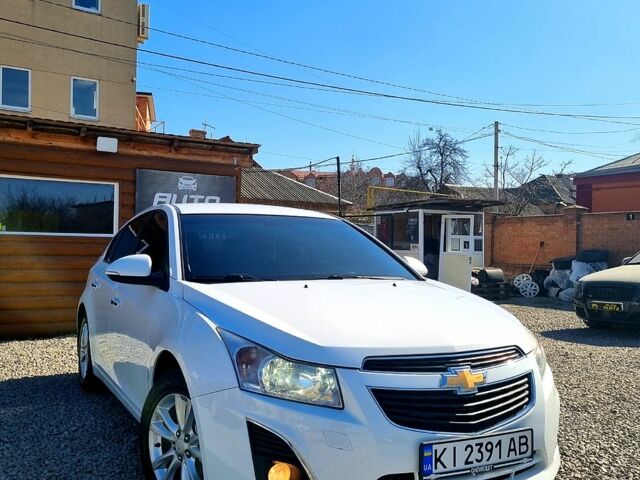 Белый Шевроле Круз, объемом двигателя 1.8 л и пробегом 147 тыс. км за 8999 $, фото 1 на Automoto.ua