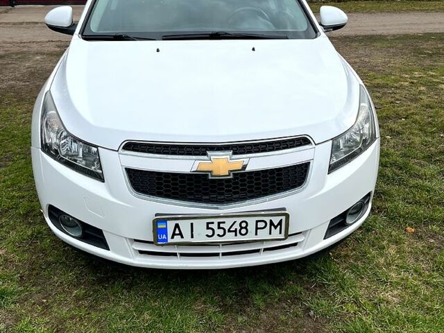 Белый Шевроле Круз, объемом двигателя 1.6 л и пробегом 214 тыс. км за 6500 $, фото 1 на Automoto.ua