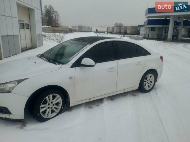 Білий Шевроле Круз, об'ємом двигуна 1.8 л та пробігом 312 тис. км за 6700 $, фото 1 на Automoto.ua
