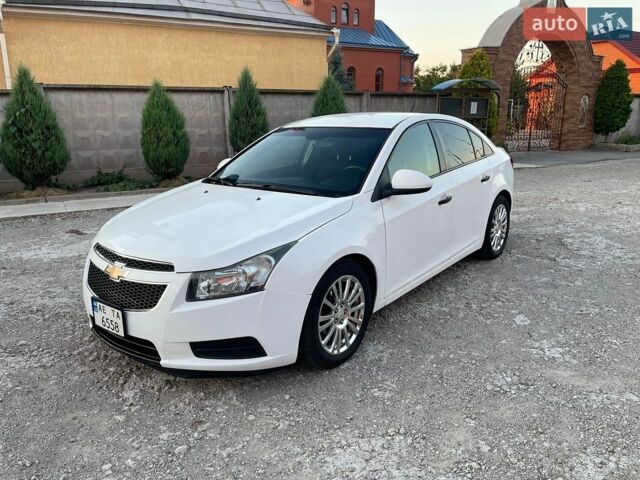 Білий Шевроле Круз, об'ємом двигуна 1.36 л та пробігом 120 тис. км за 5200 $, фото 1 на Automoto.ua