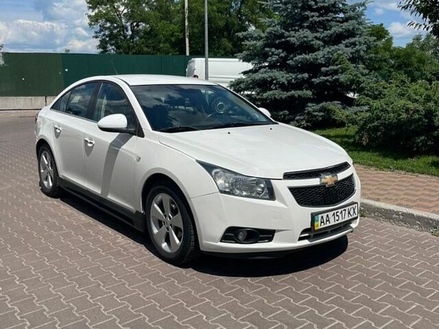 Білий Шевроле Круз, об'ємом двигуна 1.8 л та пробігом 176 тис. км за 6200 $, фото 1 на Automoto.ua