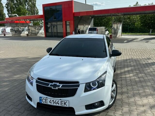 Білий Шевроле Круз, об'ємом двигуна 2 л та пробігом 404 тис. км за 6600 $, фото 1 на Automoto.ua