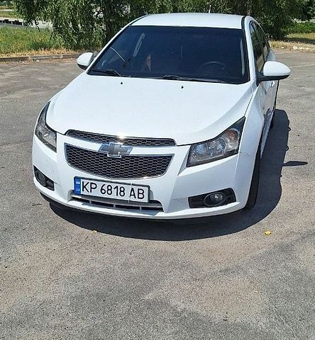 Білий Шевроле Круз, об'ємом двигуна 1.8 л та пробігом 180 тис. км за 6400 $, фото 1 на Automoto.ua