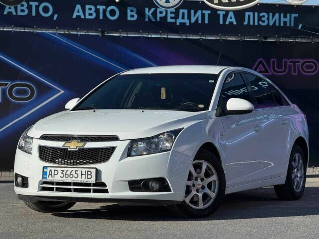 Белый Шевроле Круз, объемом двигателя 2 л и пробегом 183 тыс. км за 6499 $, фото 1 на Automoto.ua