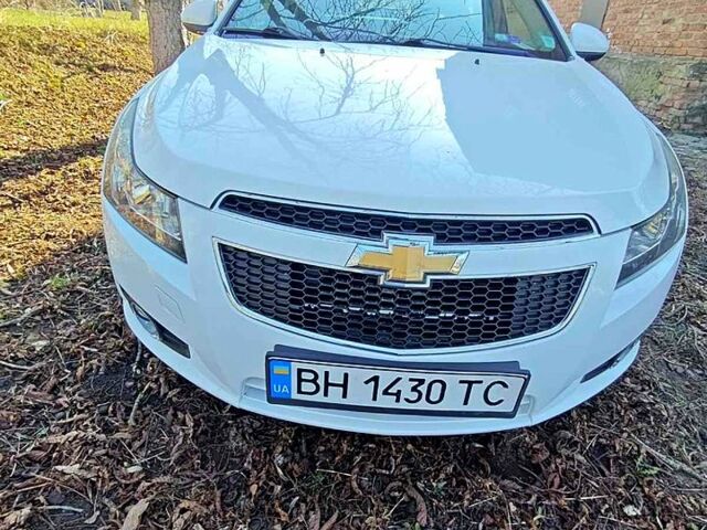 Білий Шевроле Круз, об'ємом двигуна 2 л та пробігом 0 тис. км за 8200 $, фото 1 на Automoto.ua