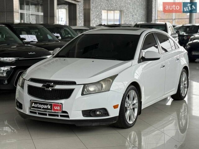 Білий Шевроле Круз, об'ємом двигуна 1.4 л та пробігом 258 тис. км за 7290 $, фото 1 на Automoto.ua