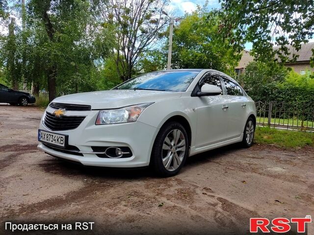 Білий Шевроле Круз, об'ємом двигуна 1.8 л та пробігом 185 тис. км за 8300 $, фото 1 на Automoto.ua
