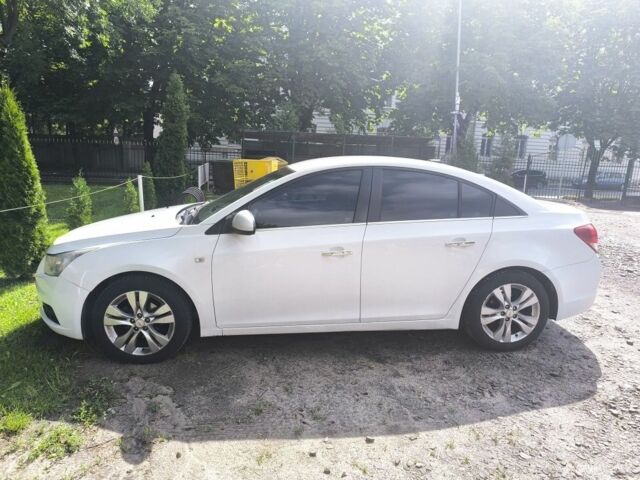 Білий Шевроле Круз, об'ємом двигуна 1.8 л та пробігом 220 тис. км за 7100 $, фото 1 на Automoto.ua
