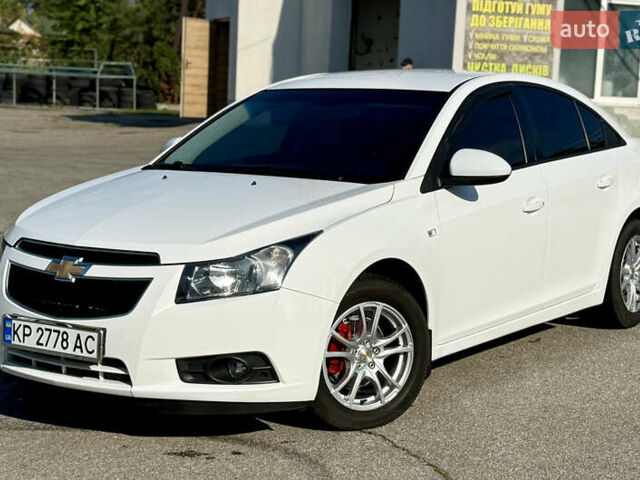 Білий Шевроле Круз, об'ємом двигуна 1.6 л та пробігом 140 тис. км за 7800 $, фото 1 на Automoto.ua