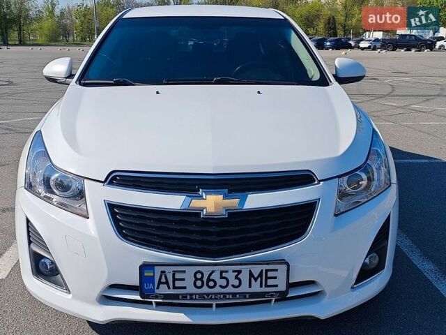 Белый Шевроле Круз, объемом двигателя 1.8 л и пробегом 264 тыс. км за 7500 $, фото 1 на Automoto.ua