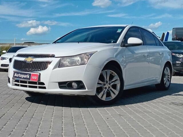 Белый Шевроле Круз, объемом двигателя 1.8 л и пробегом 198 тыс. км за 6690 $, фото 1 на Automoto.ua