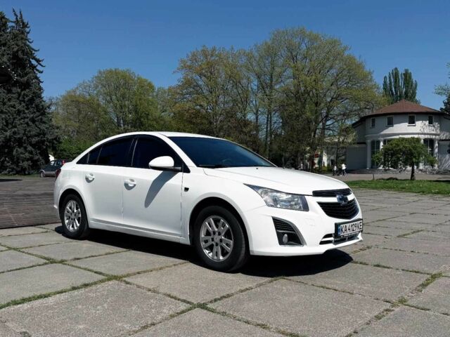 Білий Шевроле Круз, об'ємом двигуна 2 л та пробігом 255 тис. км за 6299 $, фото 1 на Automoto.ua